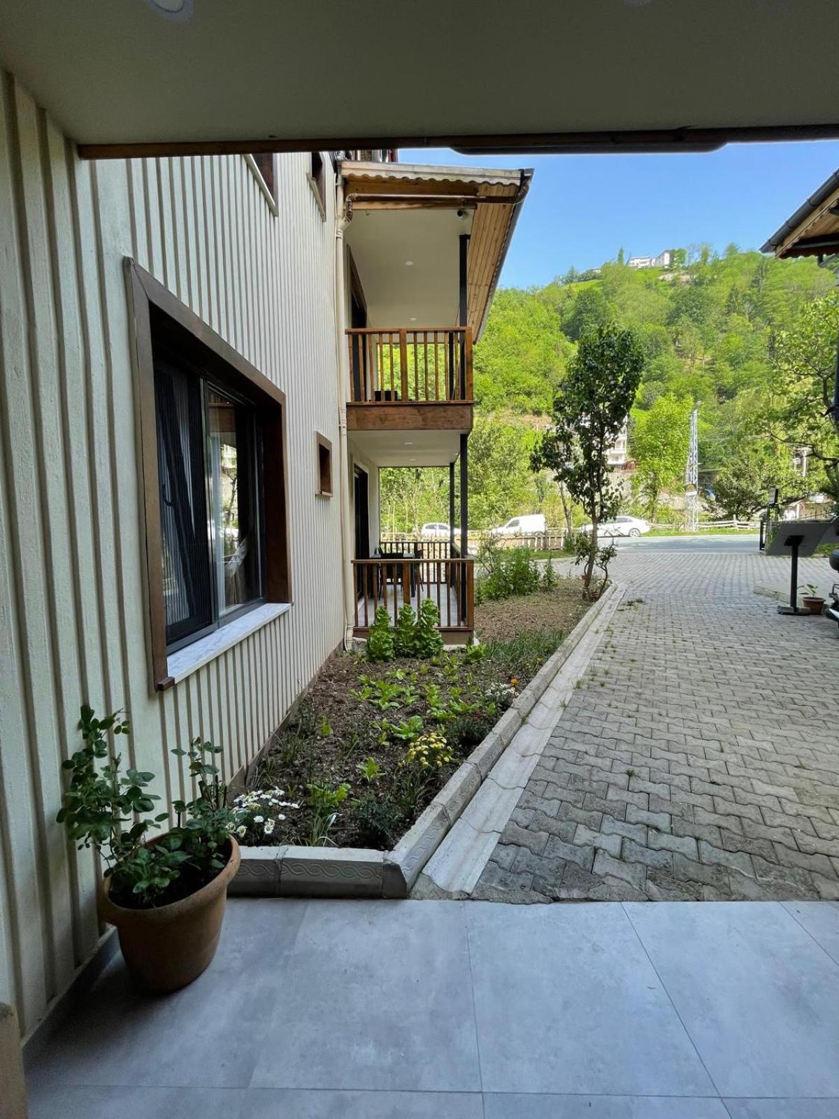 Lazmaris Suit Camlihemsin Exterior photo